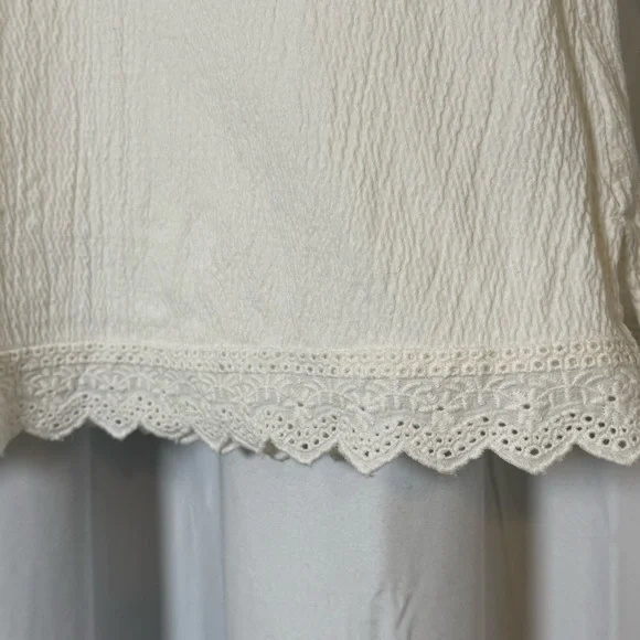 Soft Surroundings Embroidered Tunic Top White Red Pink Size Medium Boho - Picture 7 of 11